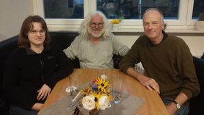 verabschiedung von hannah mit herzlichem dank für ihre angagierte arbeit im gemeinderat